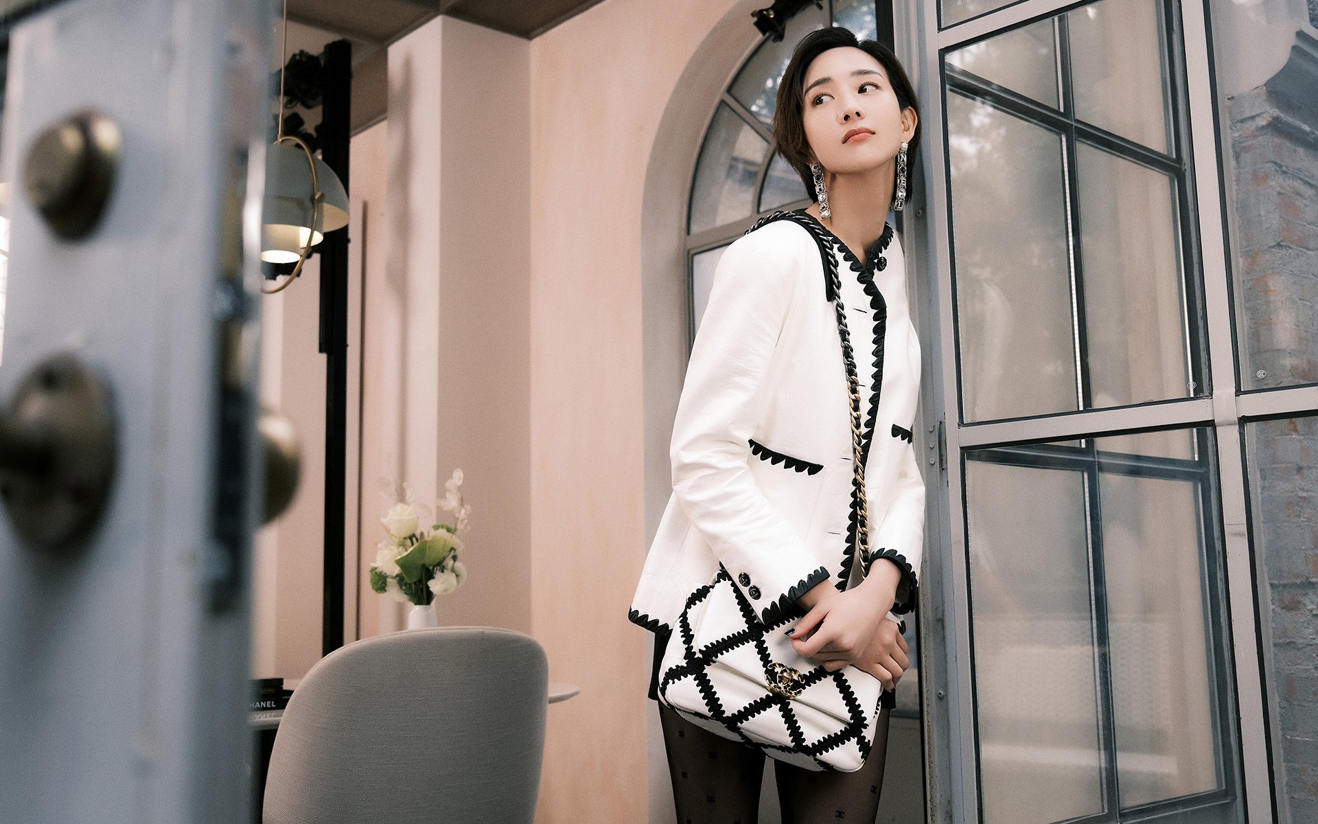 kaiyun 开云体育-比利·库利巴利在NBA常规赛中贡献稳定，库利巴利集锦